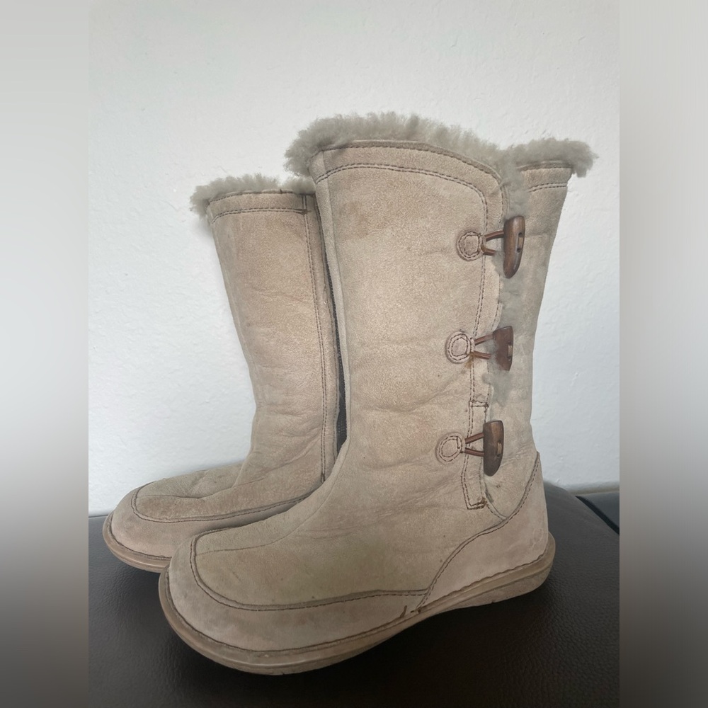 Born Shearling Boots - Ugg Style